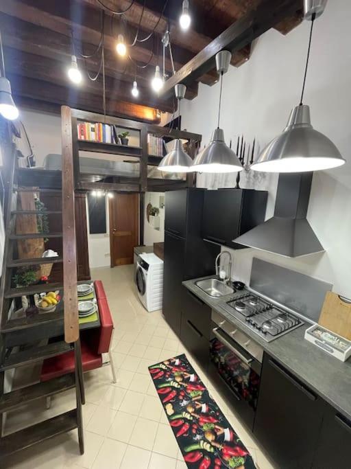 Art Studio Appartamento Castello Cagliari Bagian luar foto
